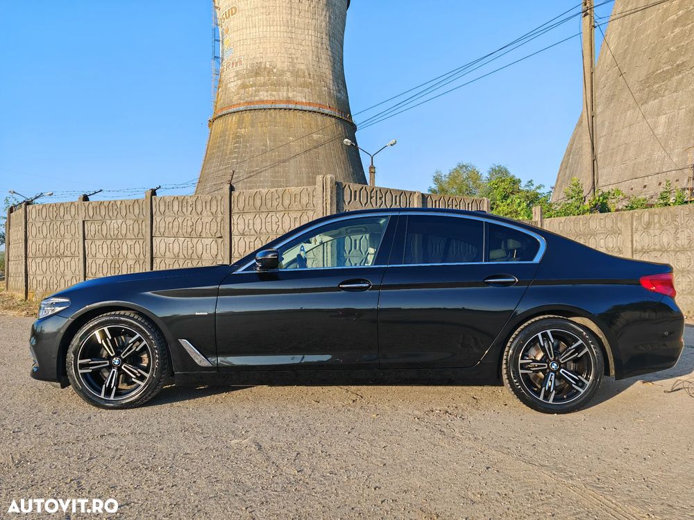 BMW Seria 5 520d xDrive AT - 16