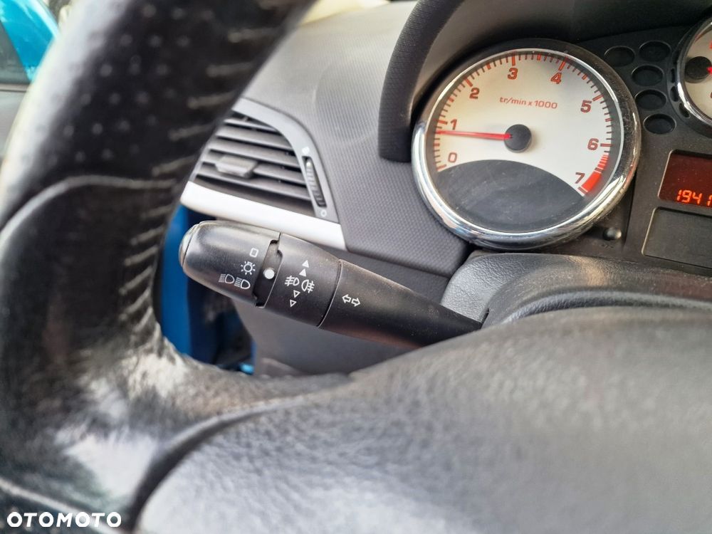 Peugeot 207 110 Sport - 31