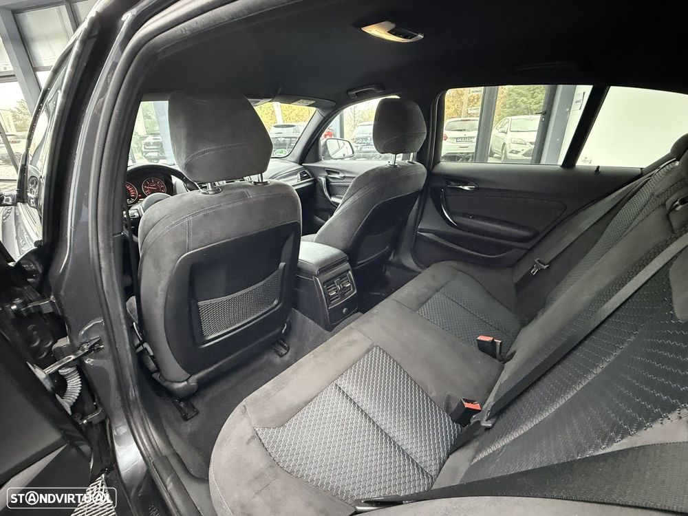 BMW 120 d Pack M - 15