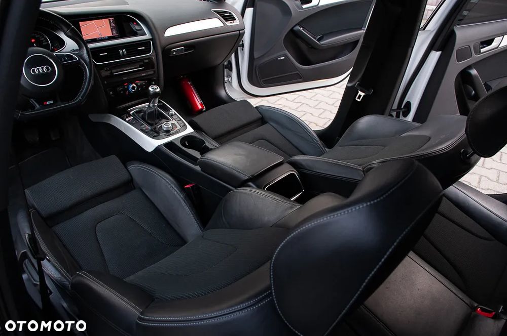 Audi A4 Limousine - 27