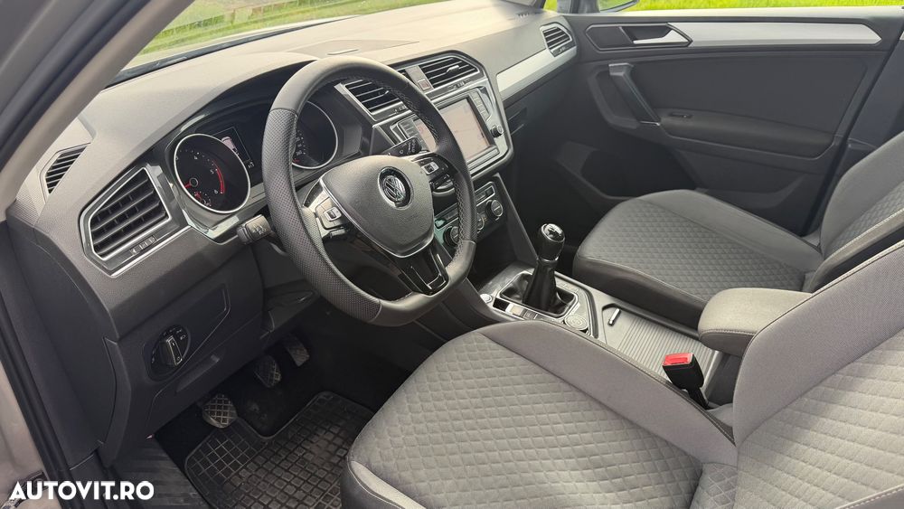 Volkswagen Tiguan 2.0 TDI SCR 4MOTION (BlueMotion Tech) Comfortline - 10