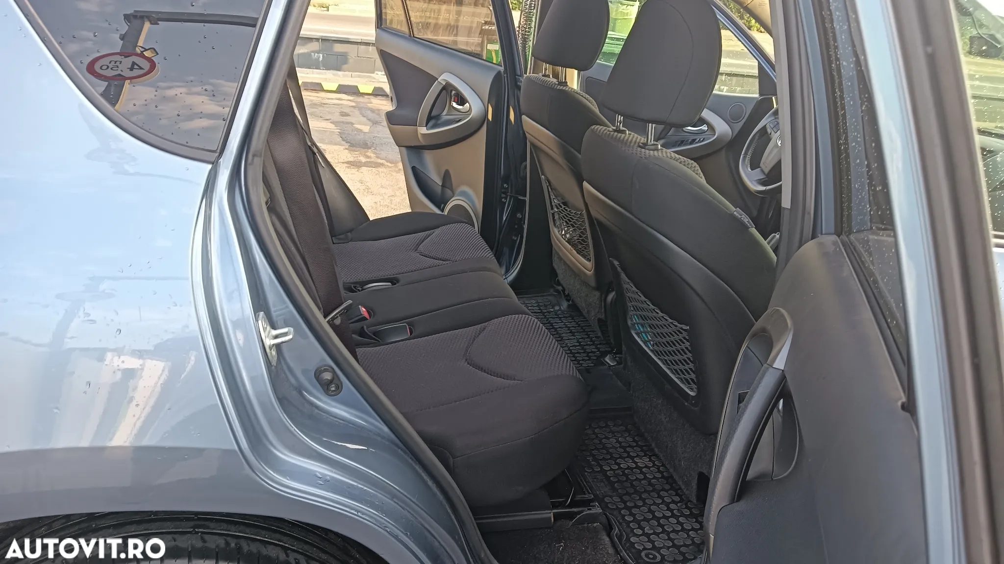 Toyota RAV4 2.2 D-4D 4x4 Comfort - 8