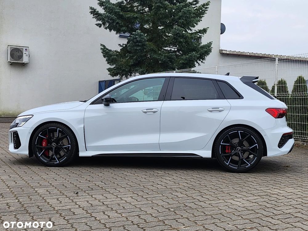 Audi RS3 Sportback - 7