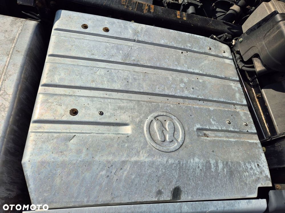 Osłona blacha katalizatora podest tłumika górna MAN TGX TGS EURO 6 - 1