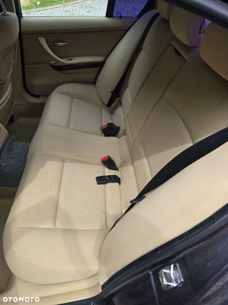 BMW Seria 3 325i - 10