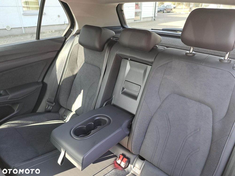 Volkswagen Golf - 16