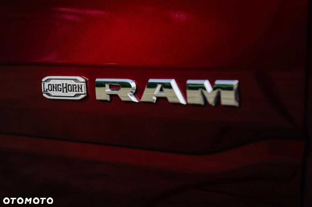 RAM 1500 5.7 eTorque Crew Cab Shortbed Longhorn Chrome - 13