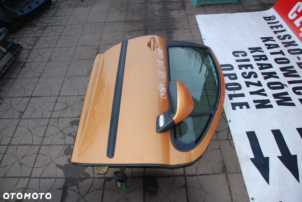 peugeot 207 drzwi 3D kolor KHWD nr 41800 WYSYŁKA - 3