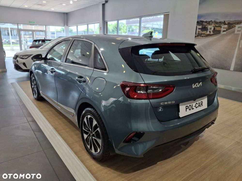 Kia Ceed 1.5 T-GDI M - 8