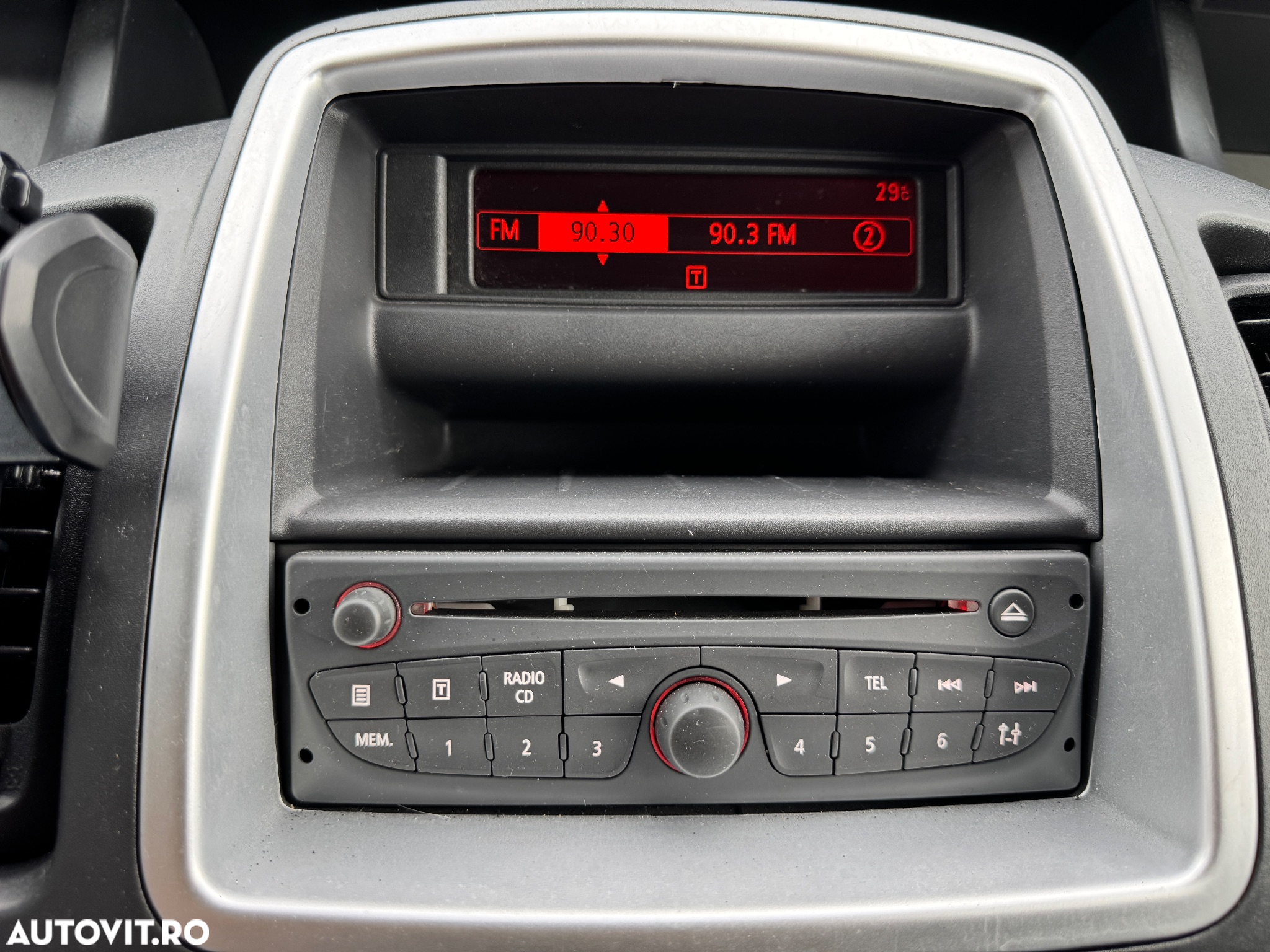 Opel Vivaro - 29