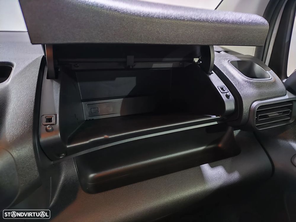 Citroën e-Berlingo 50 kWh M Plus - 24