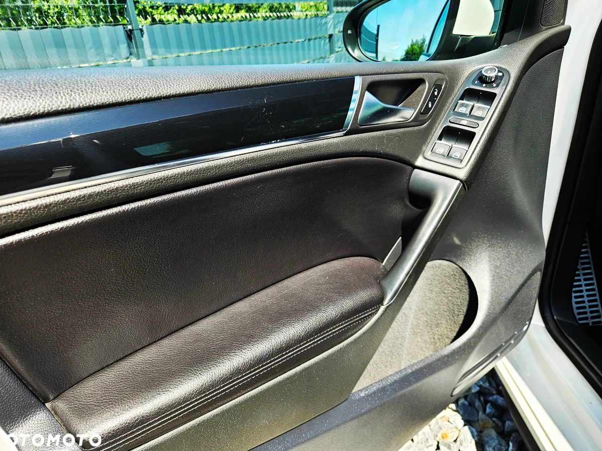 Volkswagen Golf VI 2.0 TDI GTD DSG - 32