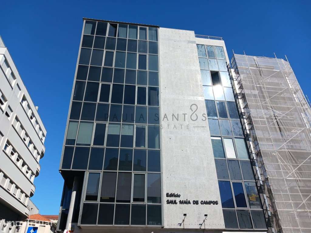 EDIFÍCIO 'SAUL DE CAMPOS' | ARRENDAMENTO | SALA | ANTAS - Grande imagem: 3/11