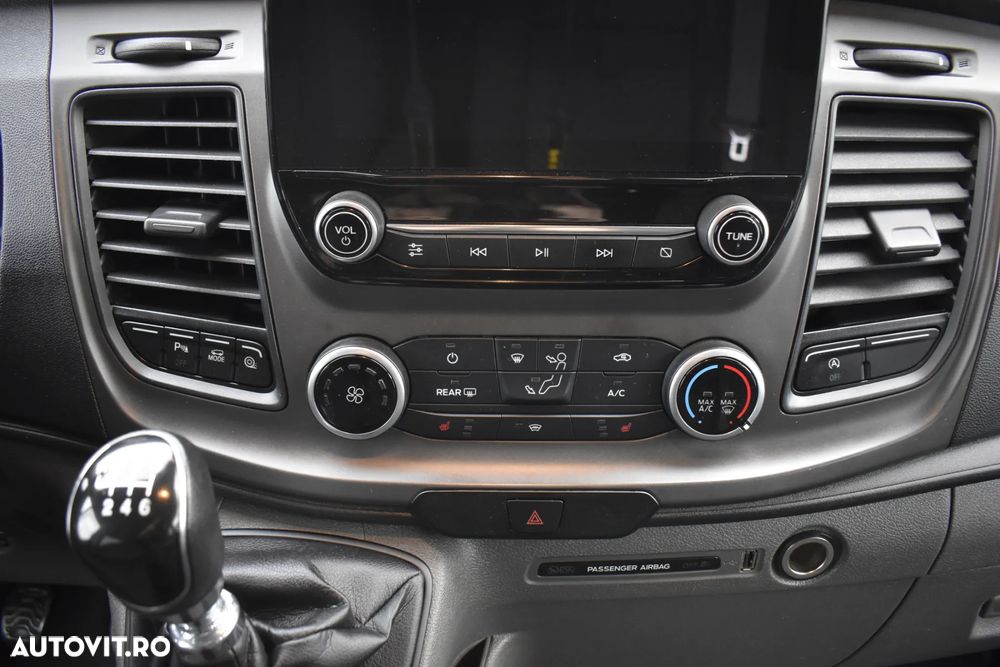 Ford Transit Custom Shuttle Bus 320 2.0 EcoBlue 130 CP L2H1 Trend - 23