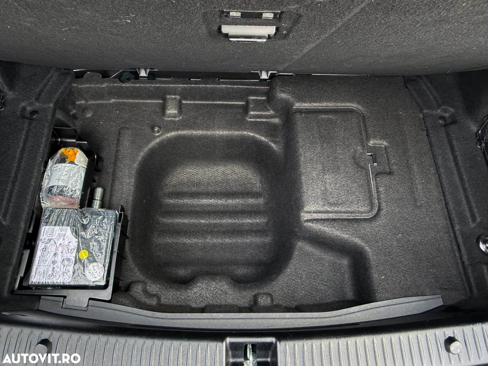 Mercedes-Benz C 200 d AMG Line - 16