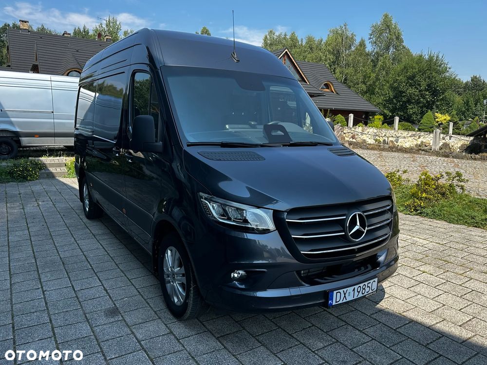 Mercedes-Benz Sprinter - 5