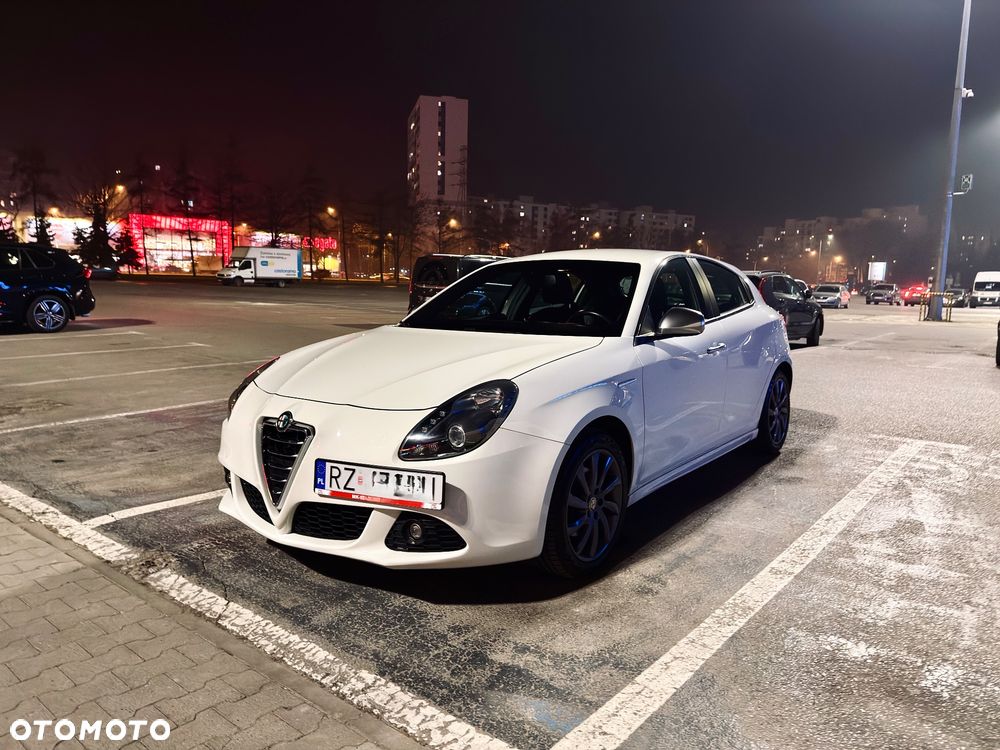 Alfa Romeo Giulietta 2.0 JTDM Distinctive - 5