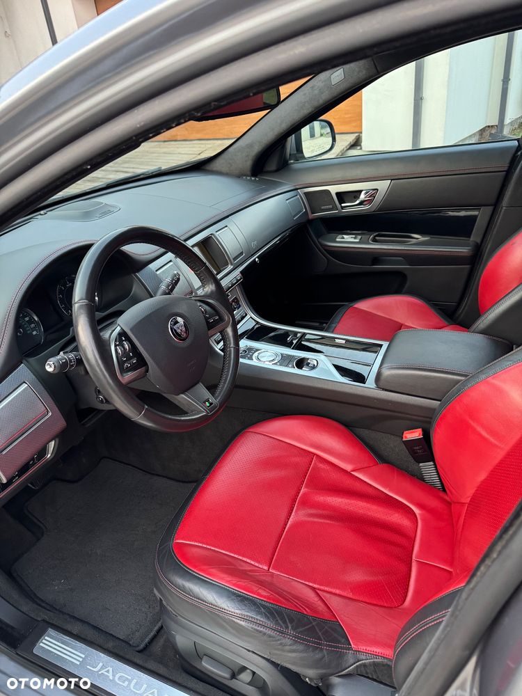 Jaguar XF XFR 5.0 V8 Kompressor - 27