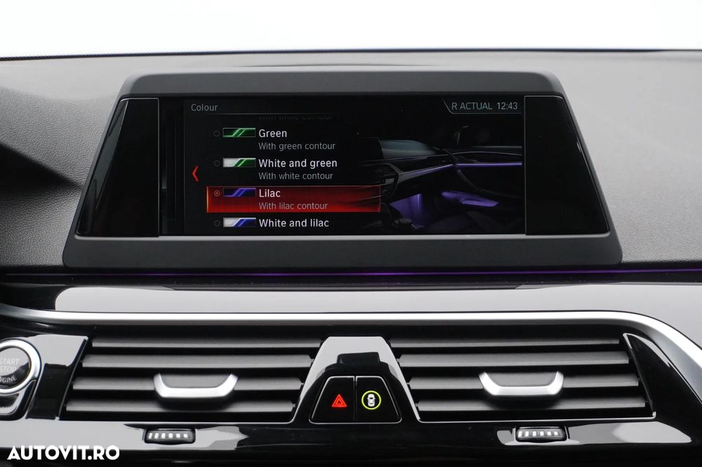 BMW Seria 5 520i Aut. Sport Line - 23