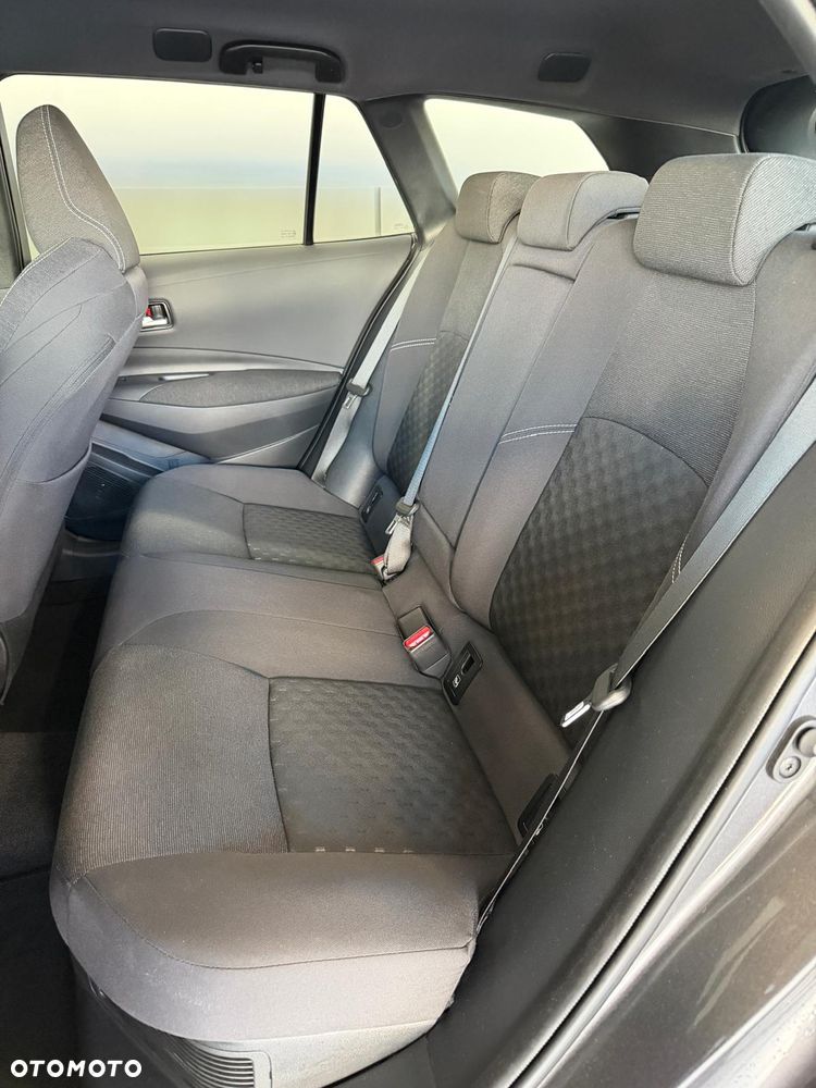 Toyota Corolla 1.8 Hybrid Comfort - 18