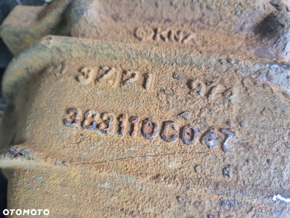 most tyl tylny dyfer nissan 350z 383110c047 - 2