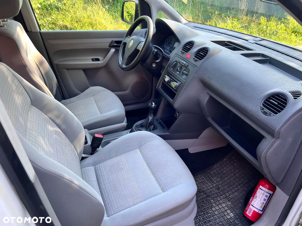 Volkswagen Caddy - 36