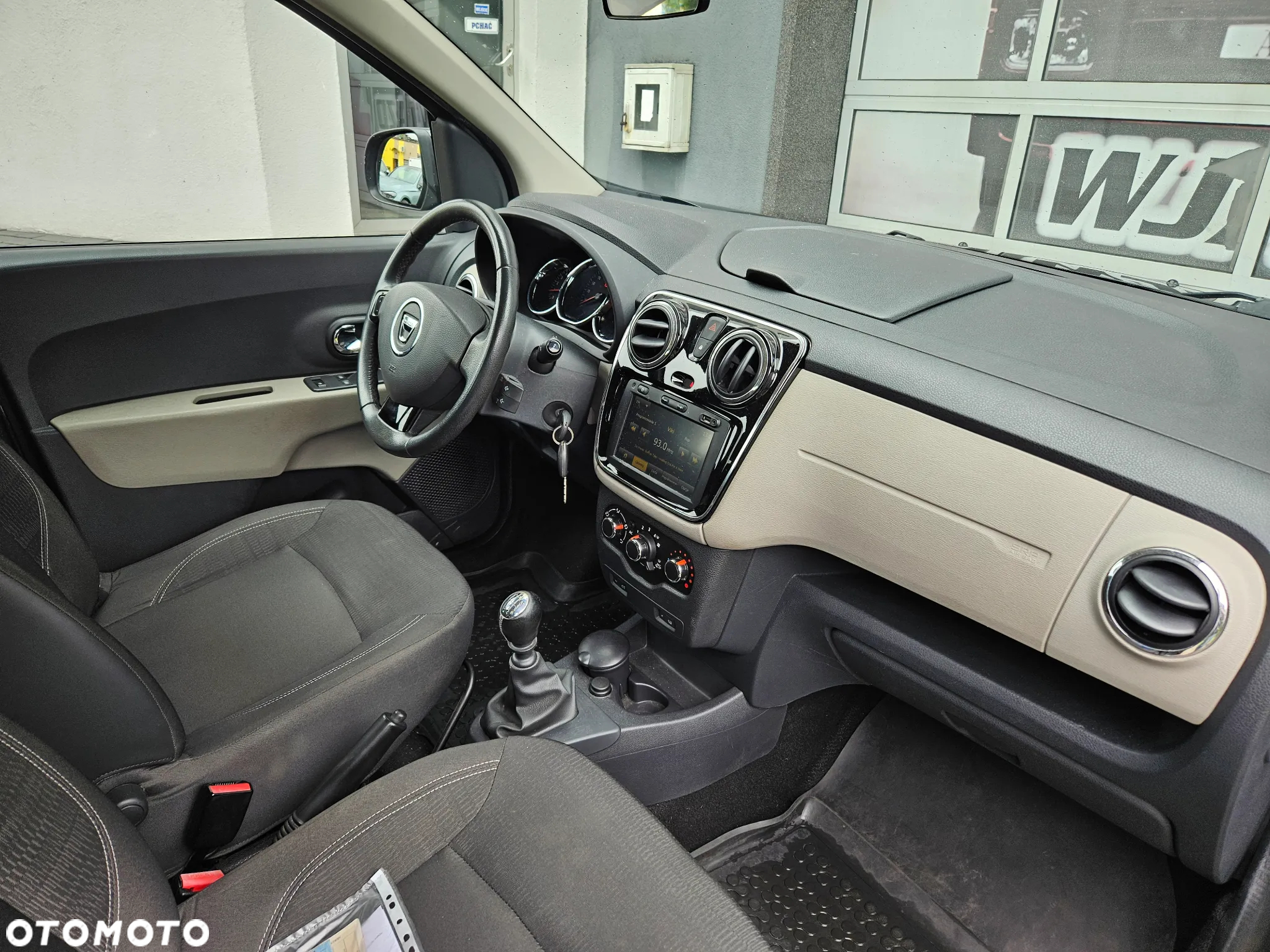 Dacia Lodgy 1.5 dCi Prestige - 10