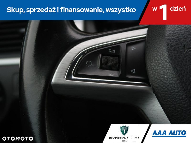 Skoda RAPID - 17