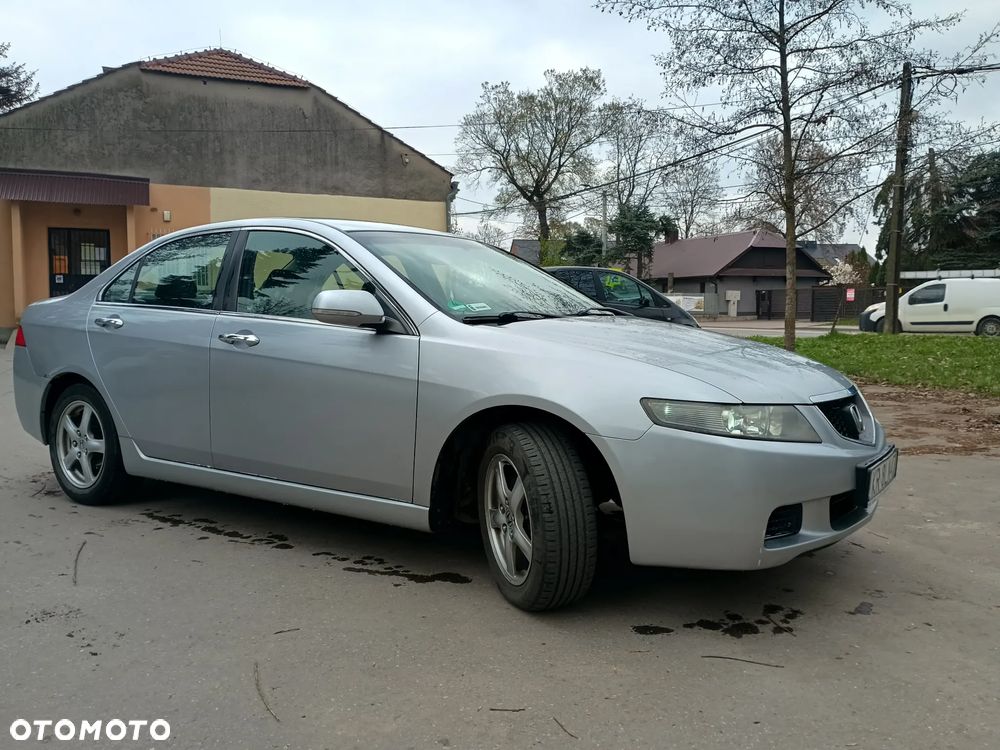 Honda Accord 2.0 Sport - 1