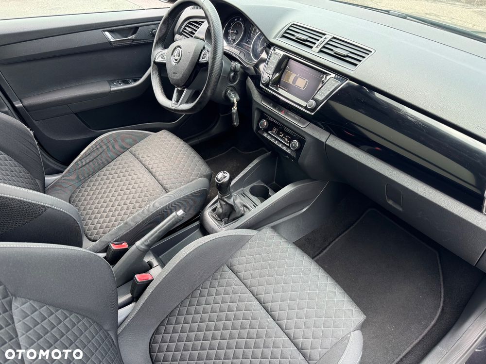 Skoda Fabia 1.0 TSI Monte Carlo - 12