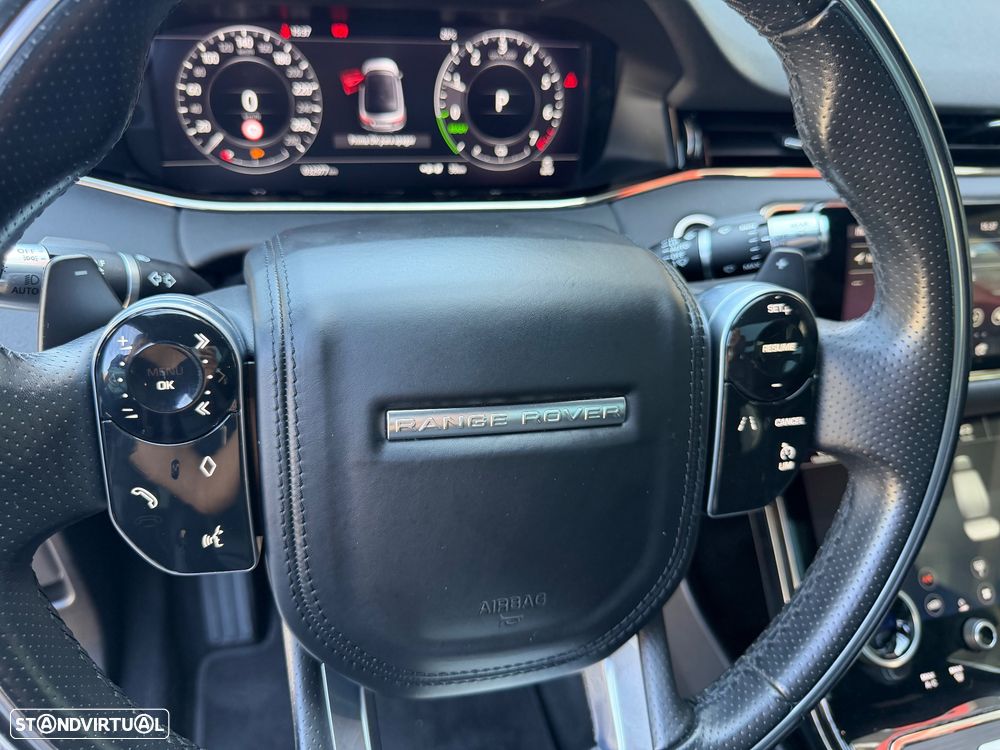 Land Rover Range Rover Evoque P300e R-Dynamic SE - 32