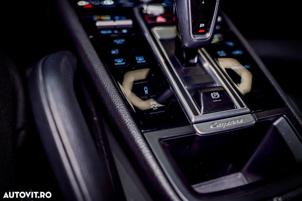Porsche Cayenne S Tiptronic S - 32