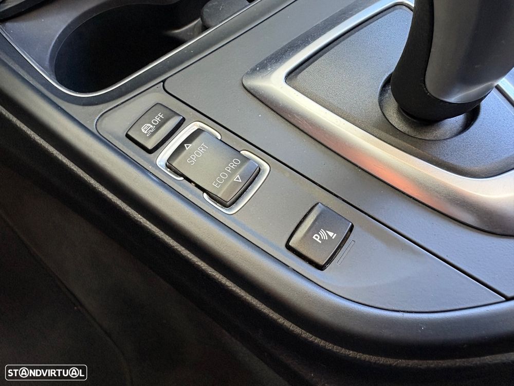 BMW 320 Gran Turismo d Auto Pack M - 51