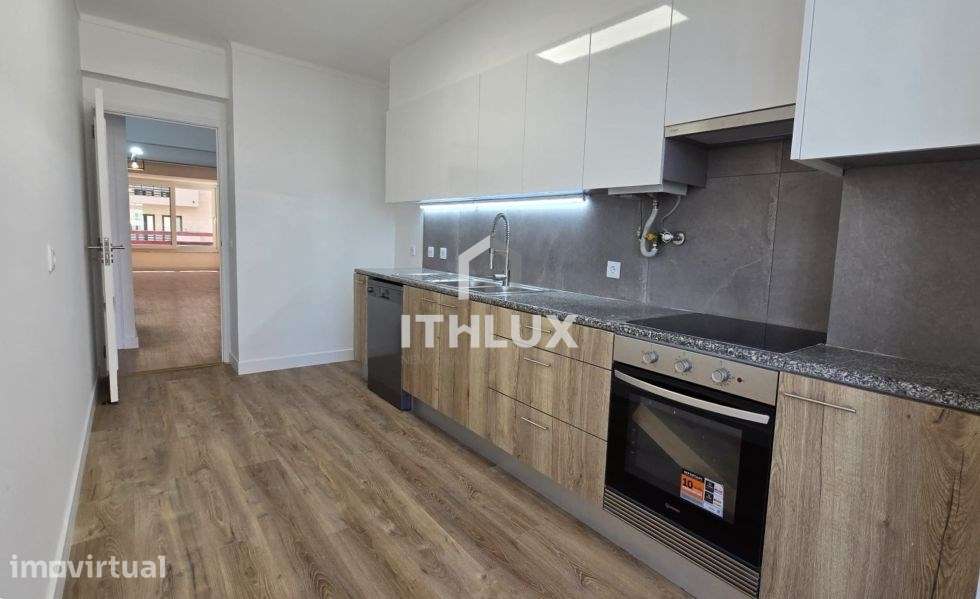 T3 Remodelado com Parqueamento  — Exclusividade, Conforto e Prestígio - Grande imagem: 2/49
