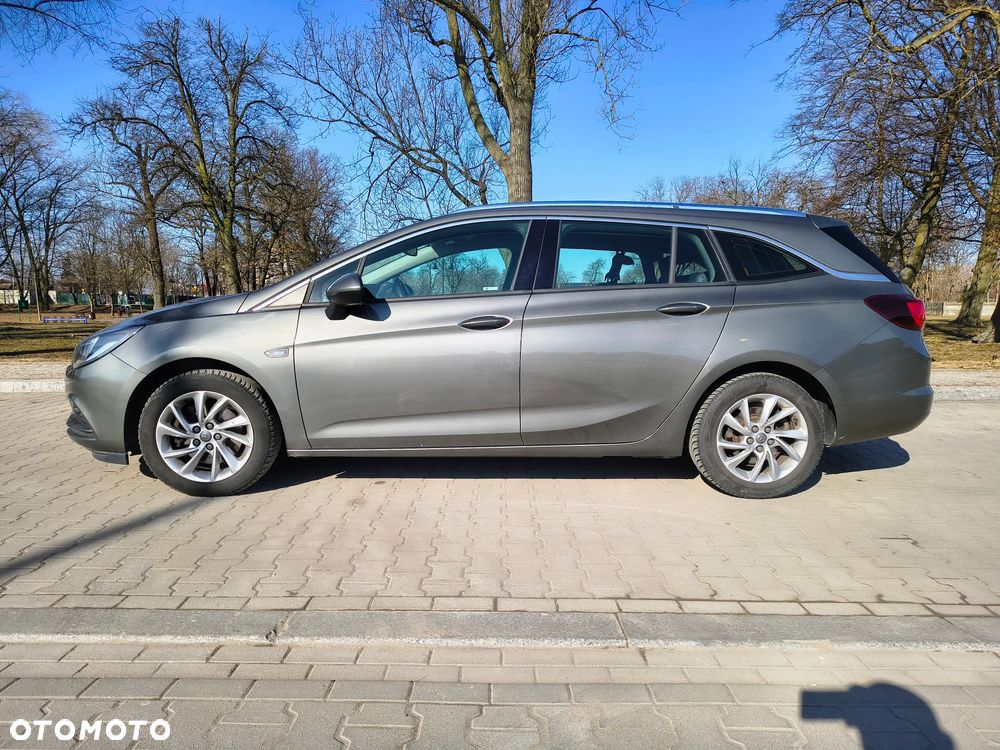 Opel Astra 1.6 CDTI Elite S&S - 2