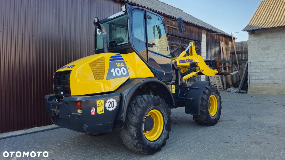 Komatsu WA 100M-6 - 4