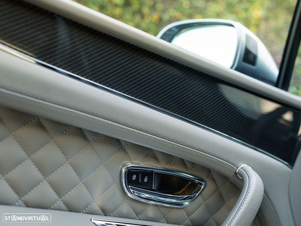 Bentley Bentayga V8 - 35