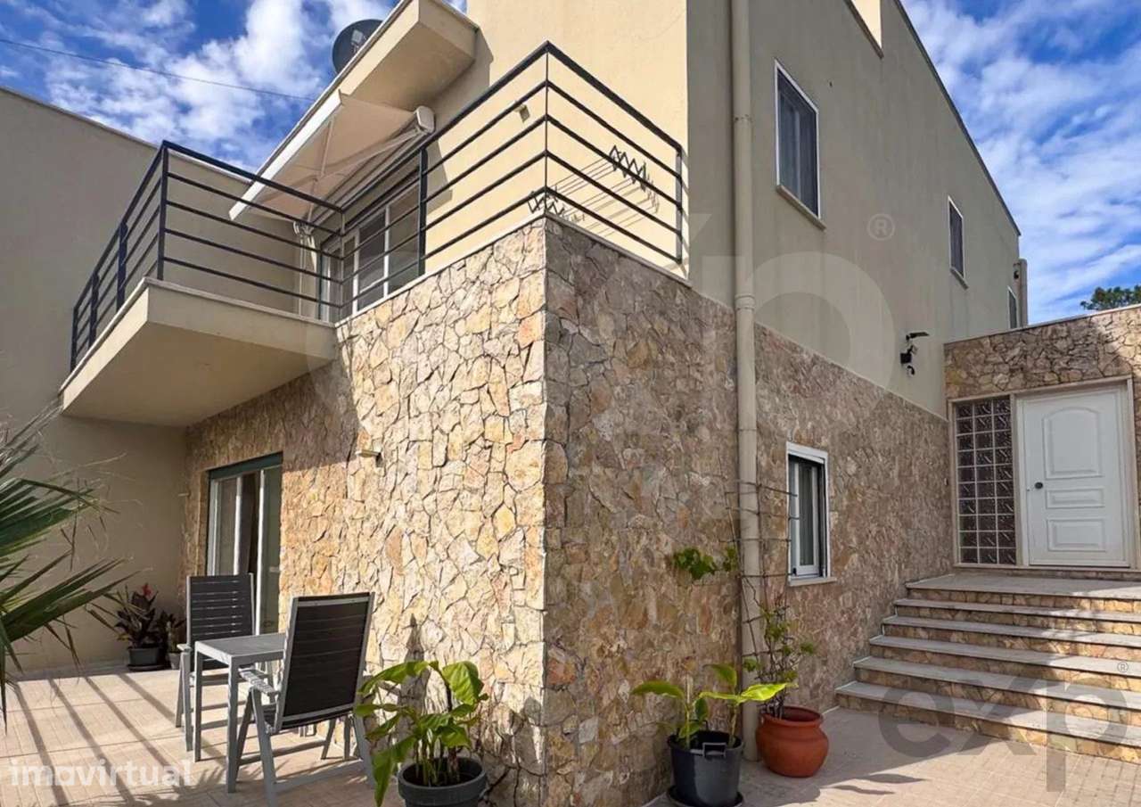 Propriedade excecional com 2 casas + Estúdio com piscina e vista deslu - Grande imagem: 5/60