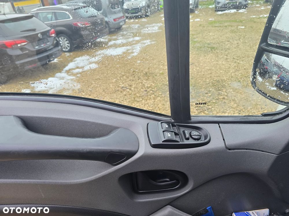 Iveco 35s15 - 11