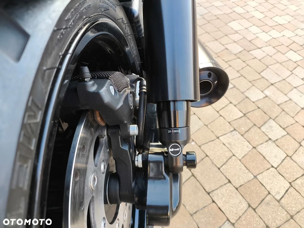 Harley-Davidson V-Rod Muscle - 6