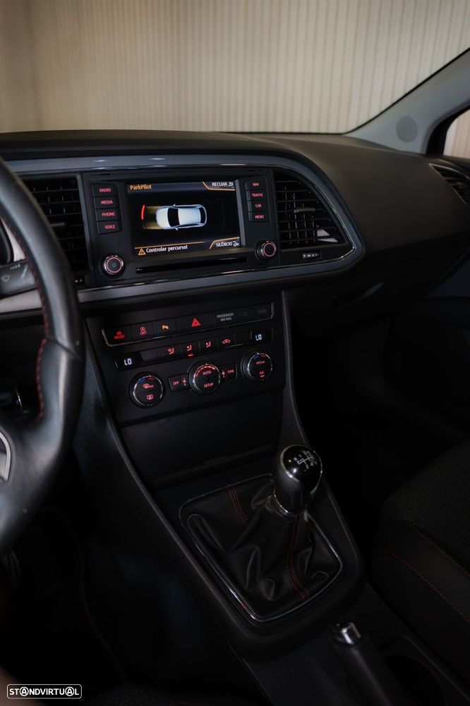SEAT Leon 2.0 TDI FR S/S - 32