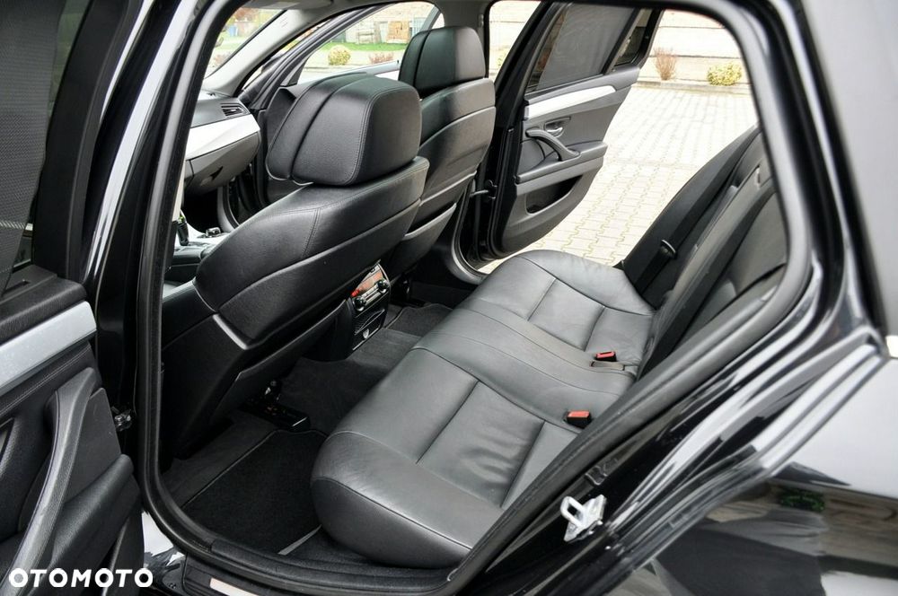 BMW Seria 5 - 21