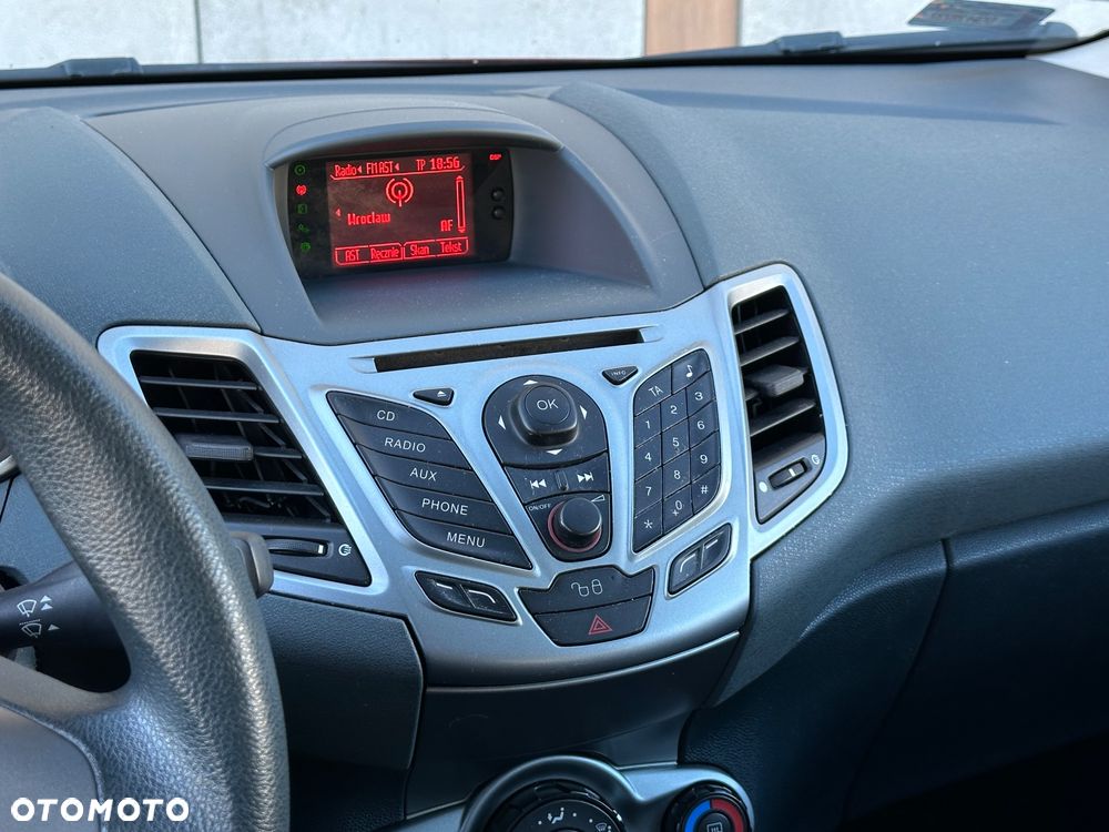 Ford Fiesta 1.25 Viva - 17