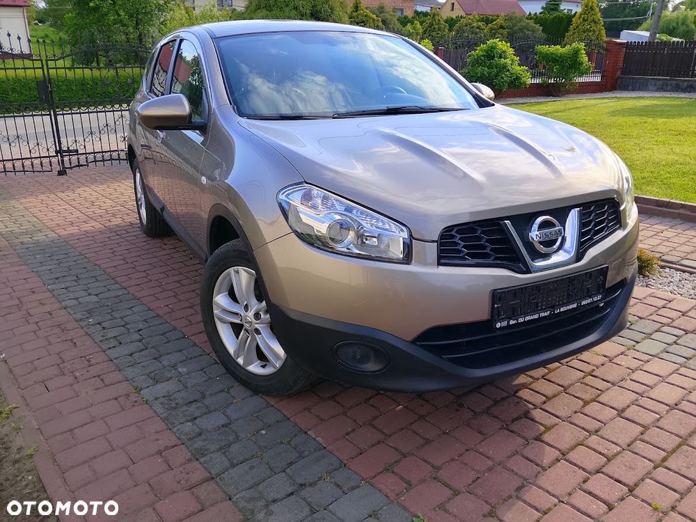 Nissan Qashqai - 1