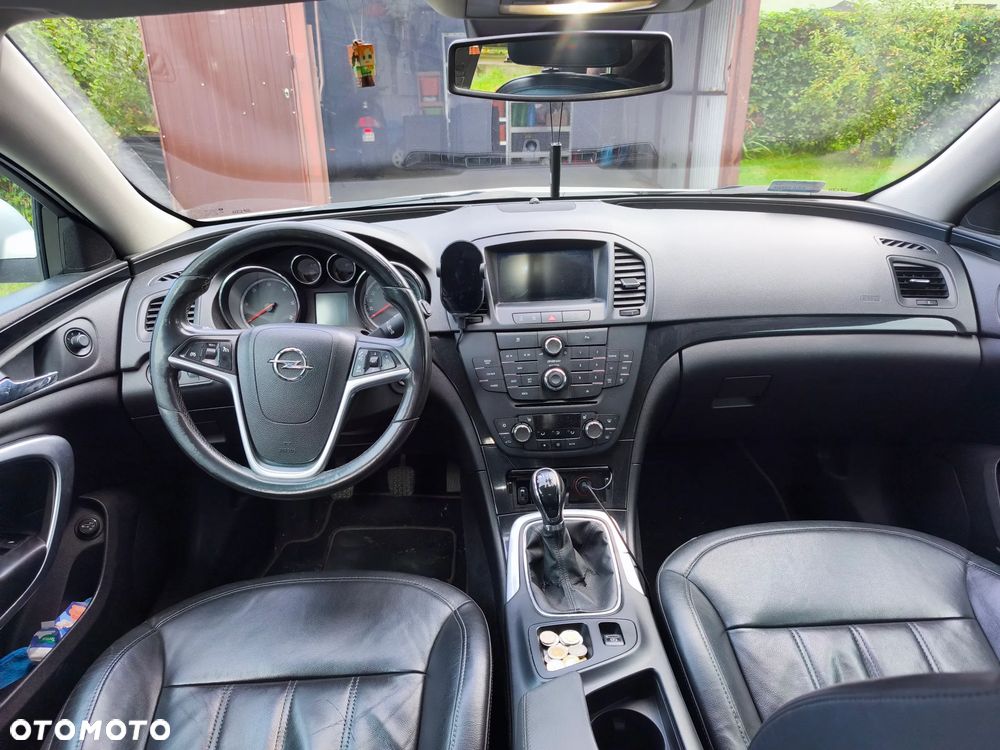 Opel Insignia - 8