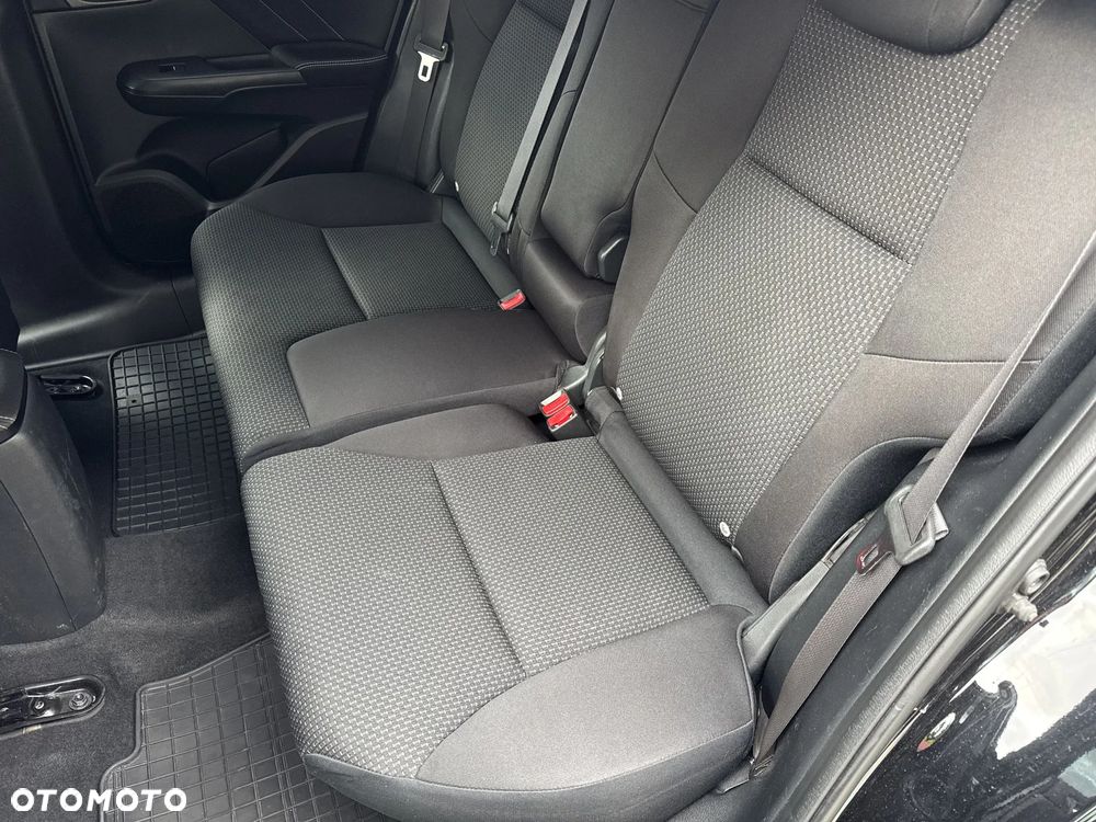 Honda Civic 1.8 Sport (Honda Connect+) - 12