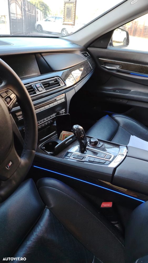 Autosan BMW 740 xdreve - 13