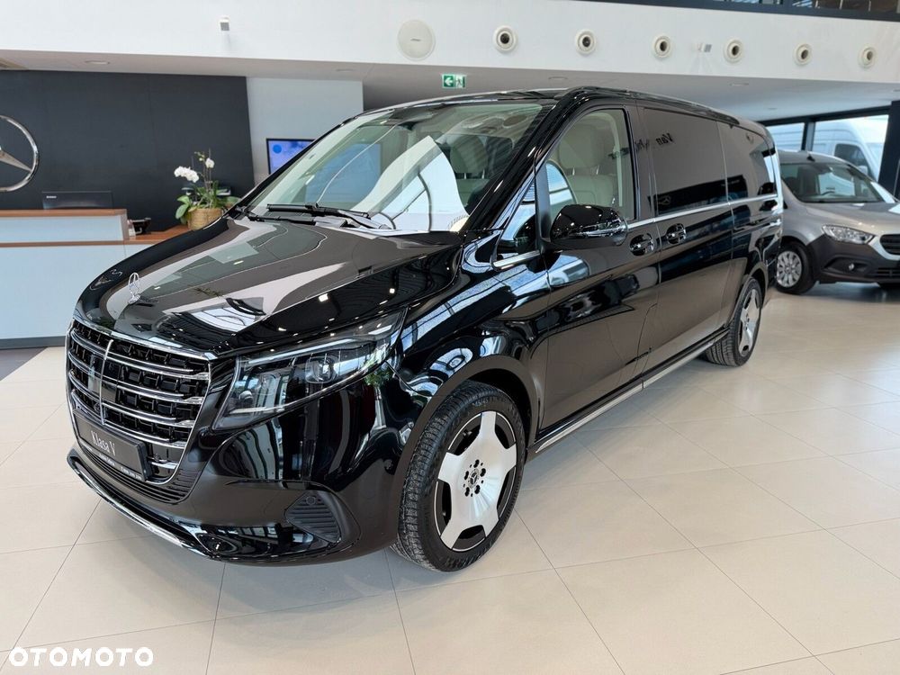 Mercedes-Benz Klasa V - 1