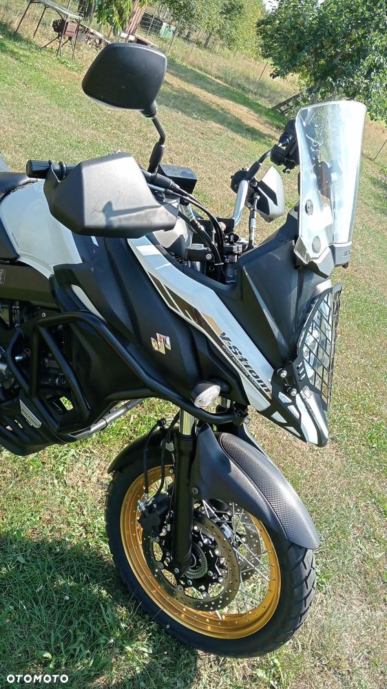 Suzuki V-STROM - 13