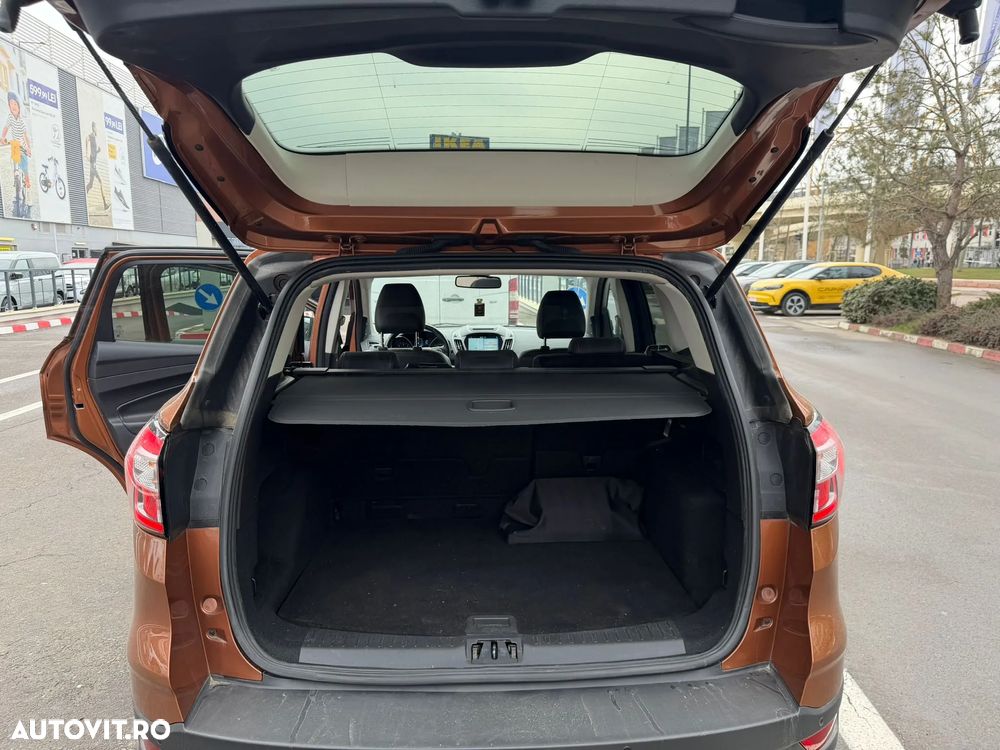 Ford Kuga 2.0 TDCi 4WD Powershift Titanium - 7